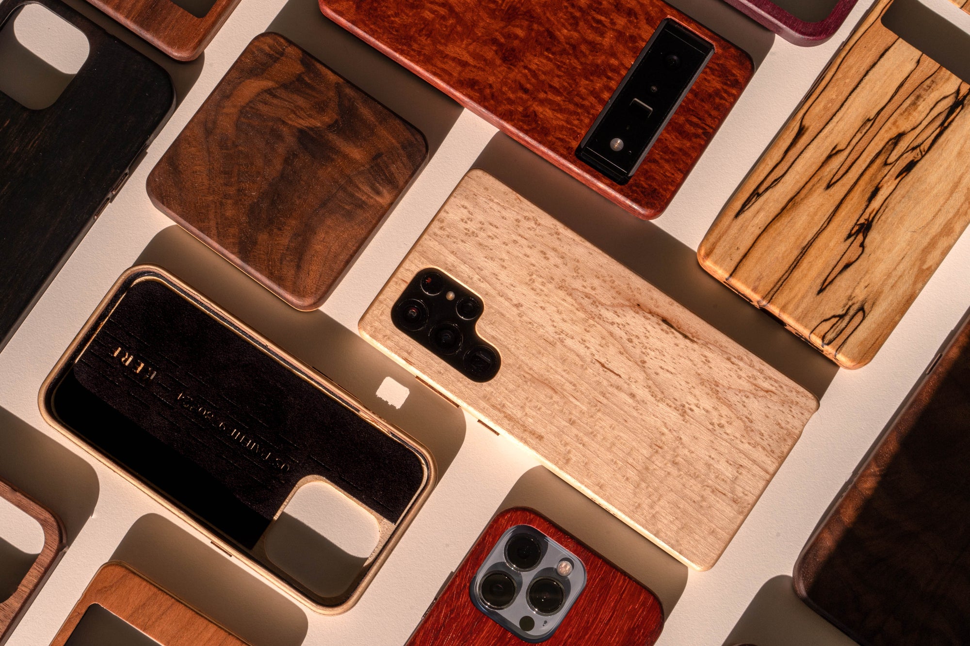 Why wood phone cases and wooden wireless charges make the perfect unique 30th birthday gift idea for him