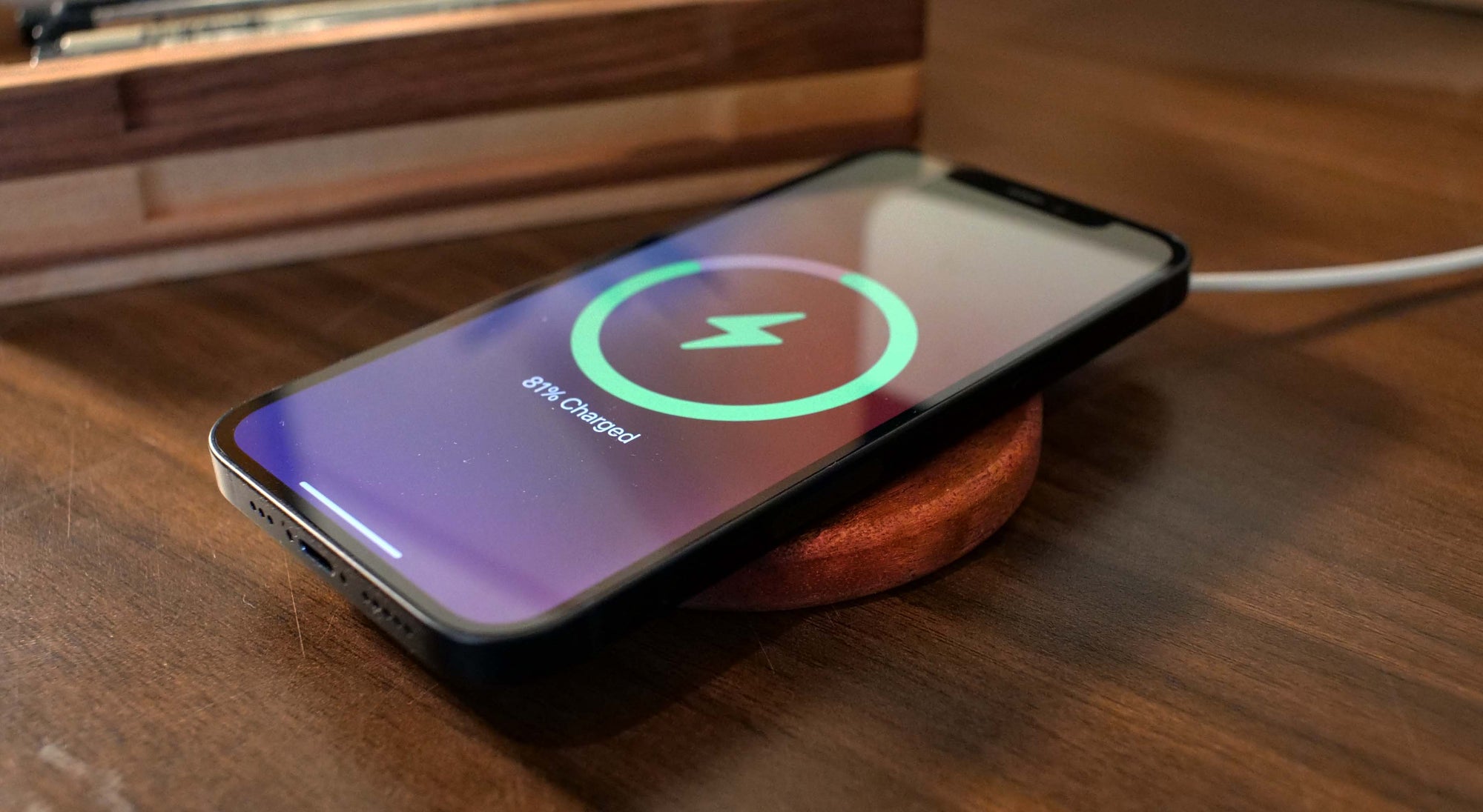 The Benefits of Qi Charging: Why Wood Wireless Chargers are the Most Unique and Stylish Option