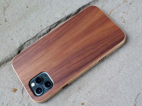 Plywood iPhone SE (2020) Case